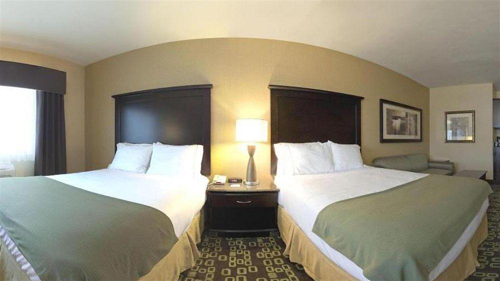 Hotel Courtyard By Marriott Angeles Woodland Hills 3*